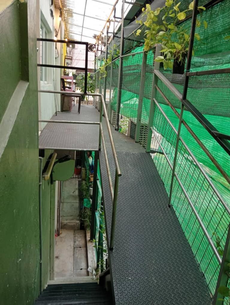 K Inn 55 George Town Exterior foto